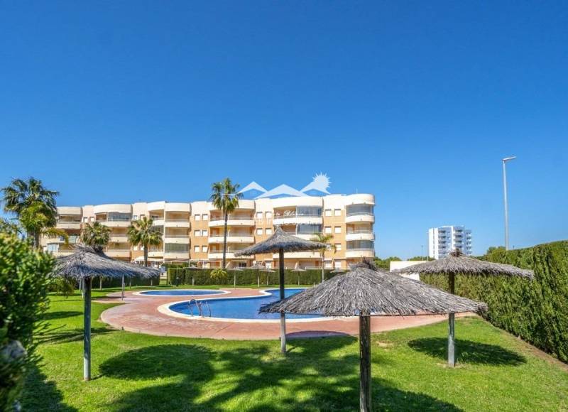 Apartamento - Segunda mano - Orihuela Costa - Campoamor