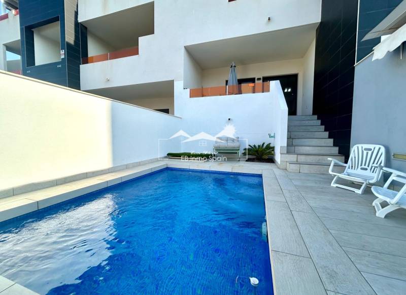 Apartamento - Segunda mano - Orihuela Costa - Los Altos