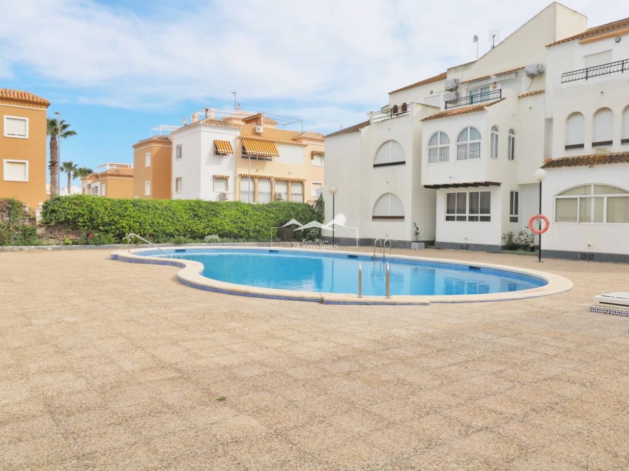 Apartamento - Segunda mano - Torrevieja - EB8