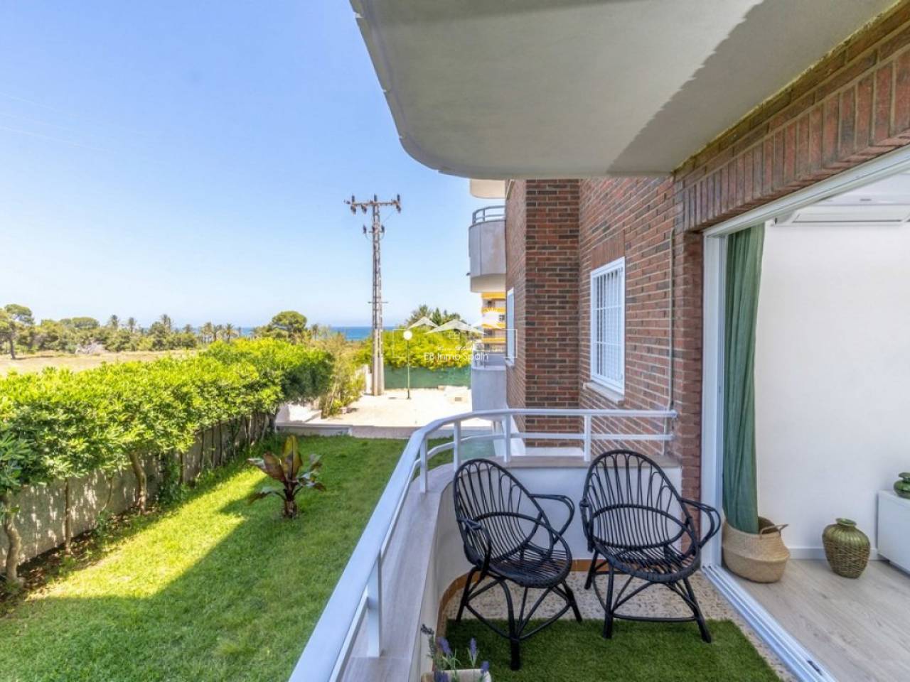Apartamento - Segunda mano - Torrevieja - EBJU-82200