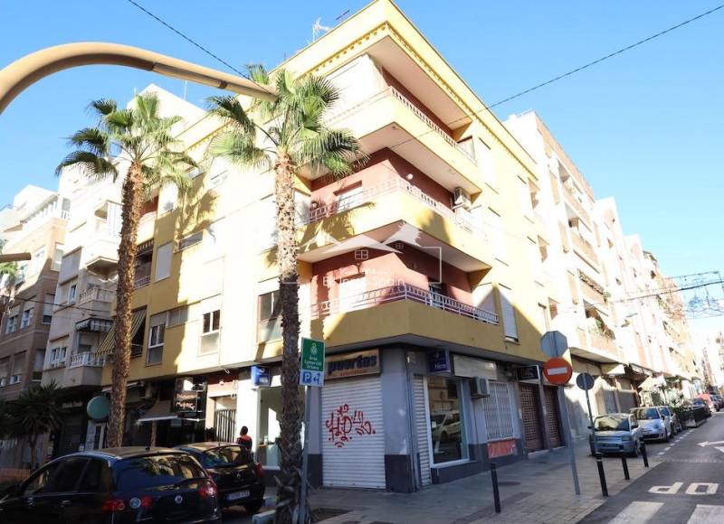 Apartment - Resale - Torrevieja - Torrevieja