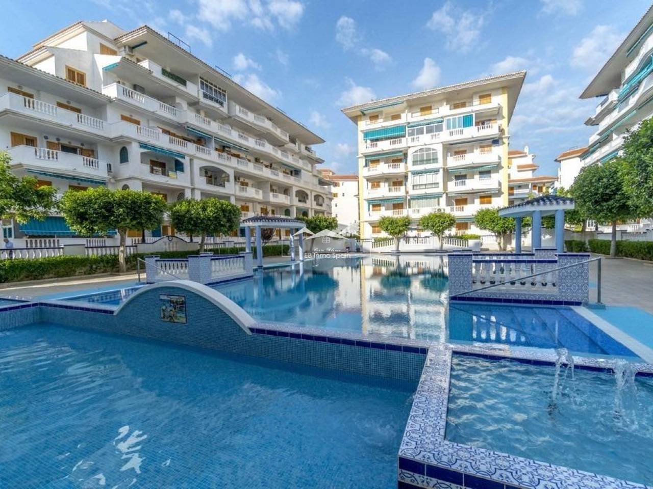 Apartment - Resale - Torrevieja - UE-54304