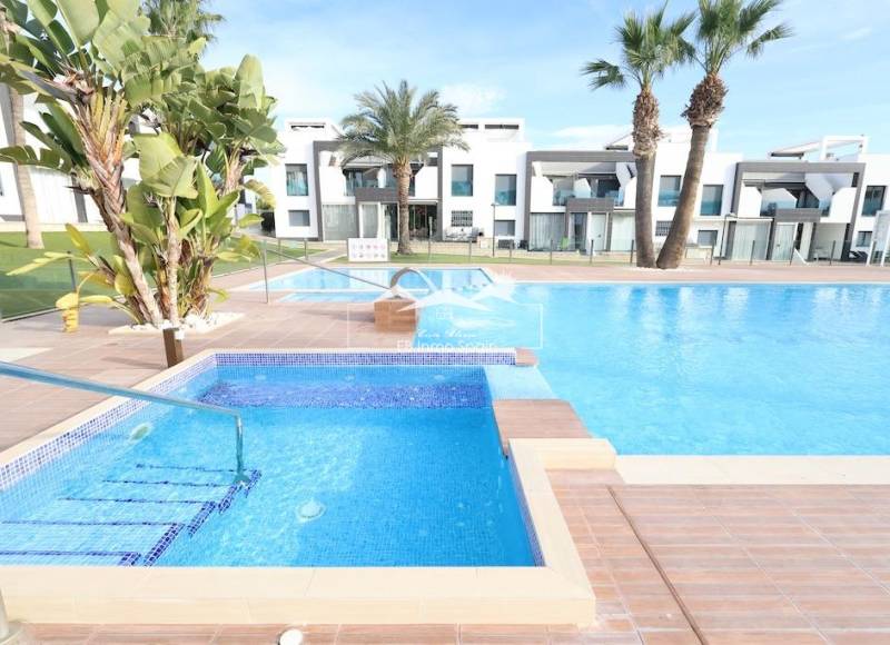 Bungalow - Resale - Orihuela Costa - La Zenia