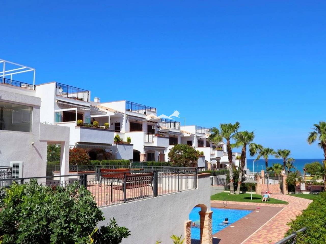 Bungalow - Segunda mano - Torrevieja - EBJU-90291