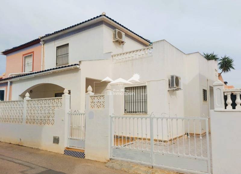 Chalet - Segunda mano - Torrevieja - Los Altos