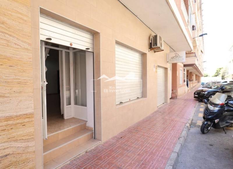 Commercial Unit - Seconde main - Torrevieja - Centro