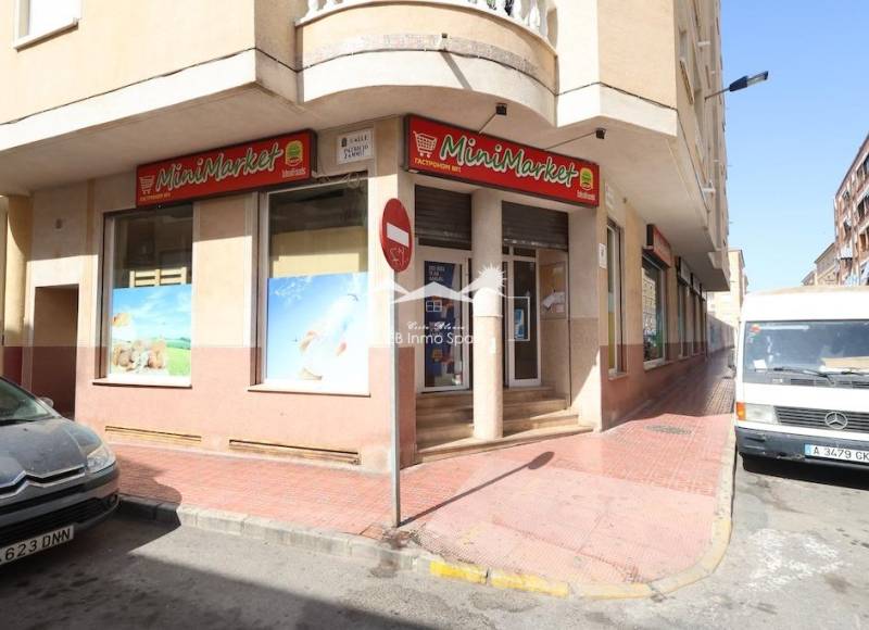 Commercial Unit - Segunda mano - Torrevieja - Estacion de autobuses