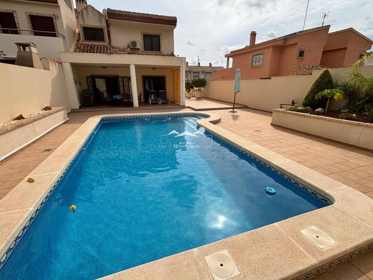 Detached House / Villa - Resale - Torrevieja Centro - JPS-73974