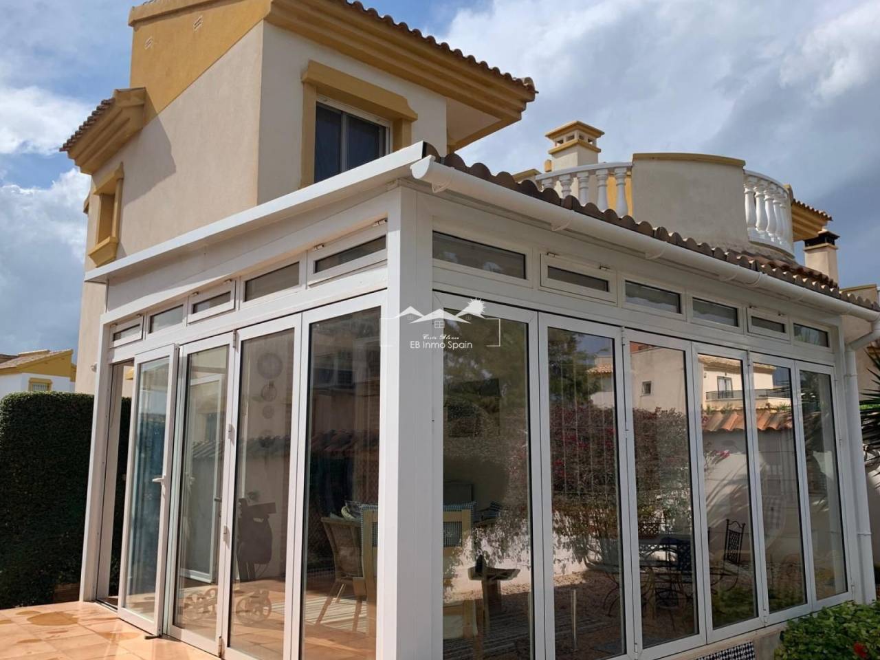 Detached House / Villa - Seconde main - Guardamar del Segura - JPS-69763