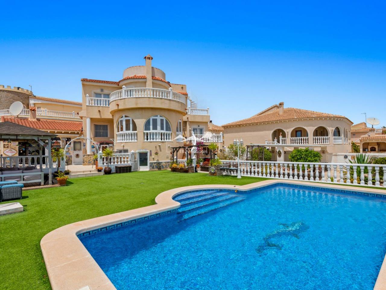 Detached House / Villa - Segunda mano - Ciudad Quesada - JPS-14849