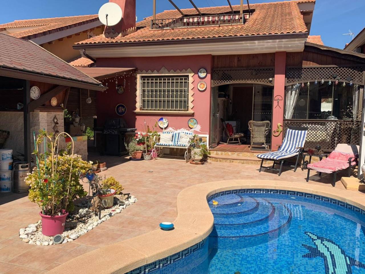 Detached House / Villa - Segunda mano - Guardamar del Segura - JPS-91249