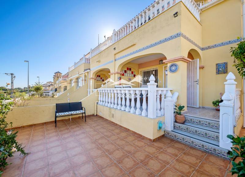 House - Resale - Orihuela Costa - Villamartín