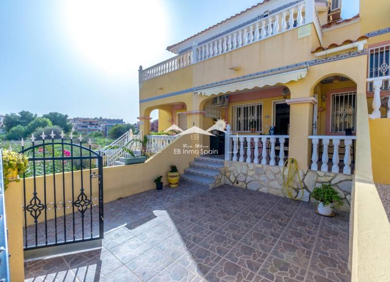 terraced house - Resale - Orihuela Costa - Las Filipinas