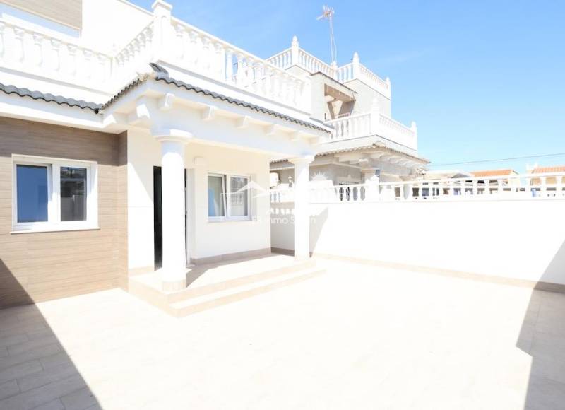 terraced house - Resale - Torrevieja - San luis