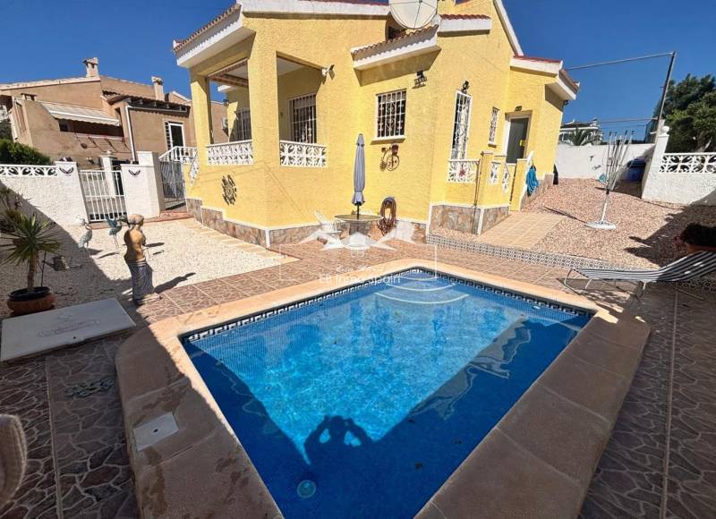 Villa Detached - Segunda mano - Ciudad Quesada - Rojales