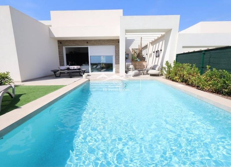 Villa - Resale - Algorfa - La Finca Golf Resort