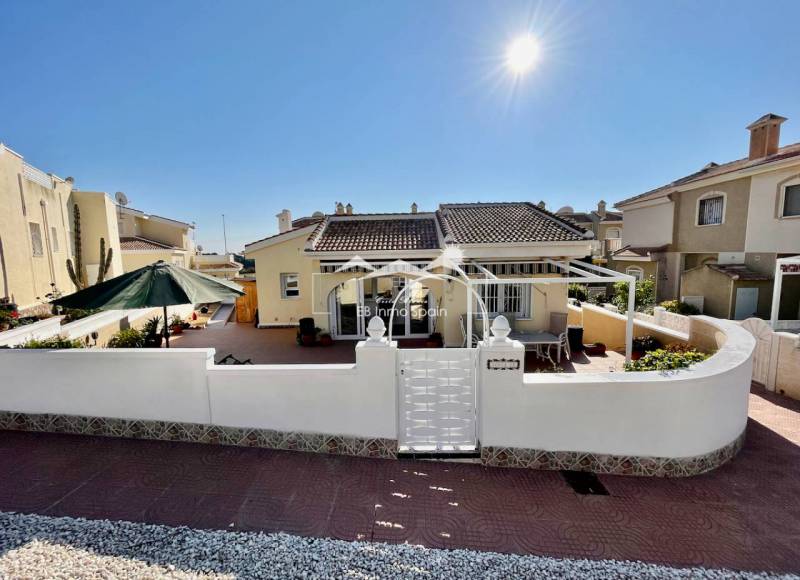 Villa - Resale - Ciudad Quesada - La Fiesta