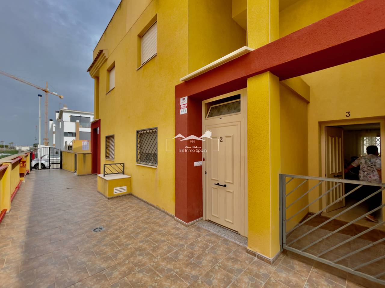 Villa - Resale - Guardamar del Segura - SP-84814
