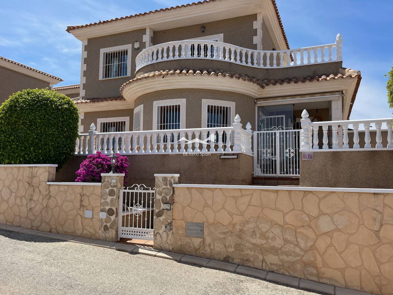Villa - Resale - Los Altos - SP-80828