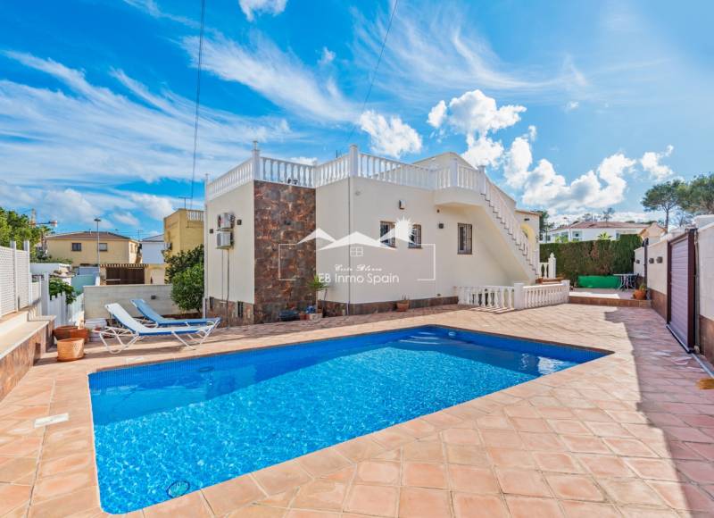 Villa - Resale - Torrevieja - Los Balcones