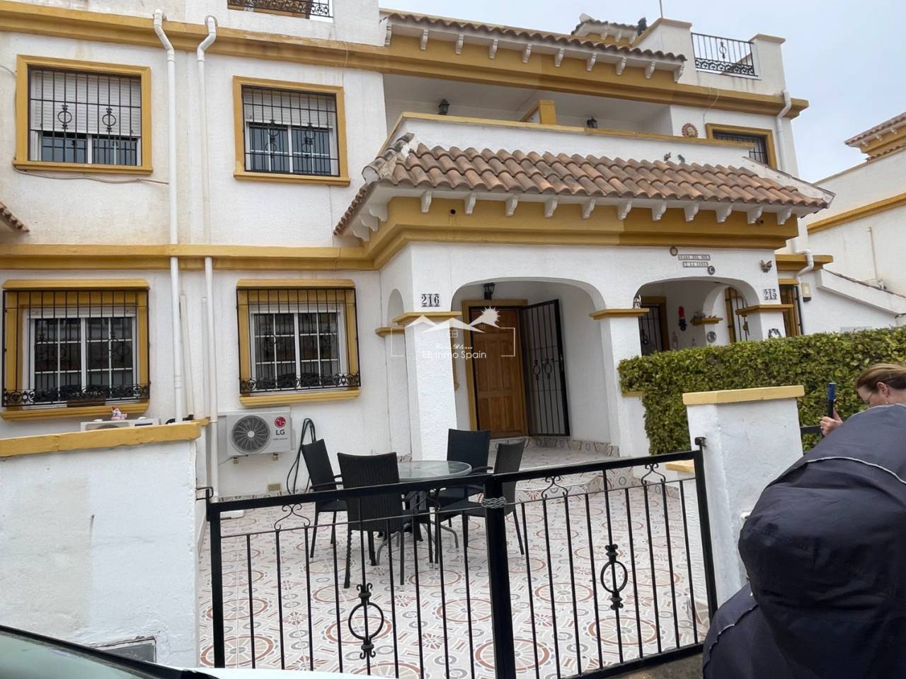 Villa - Resale - Torrevieja - SP-77649