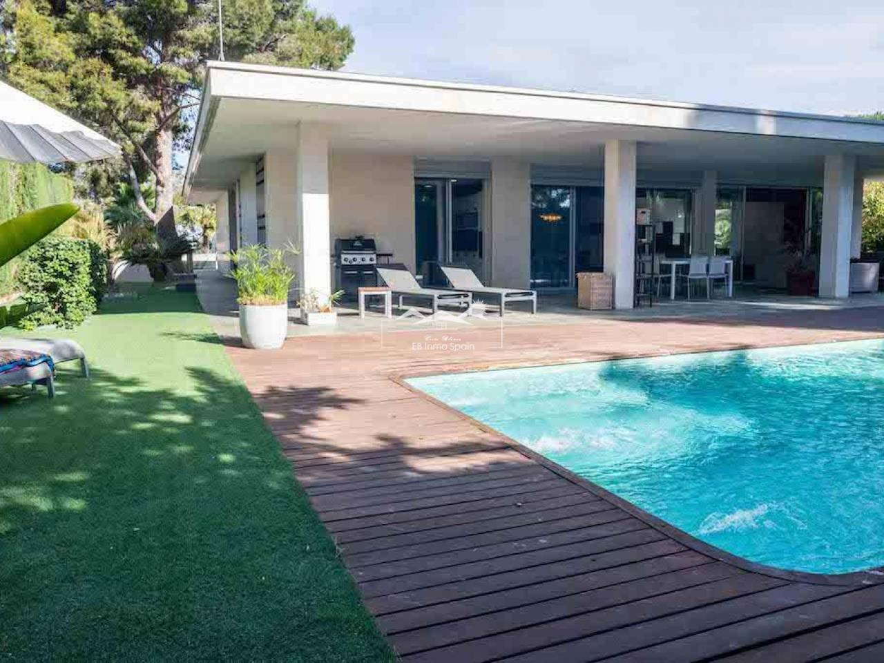 Villa - Seconde main - Torrevieja - I-67254