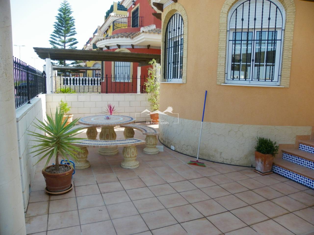 Villa - Segunda mano - Los Montesinos - EBRV105