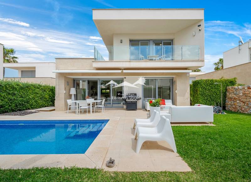 Villa - Segunda mano - Orihuela - Vistabella Golf