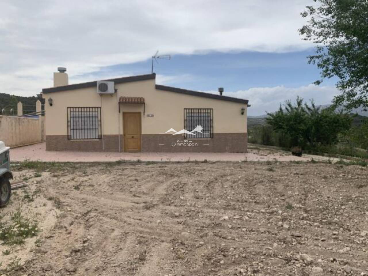Villa - Segunda mano - Pinoso - MSC-12223